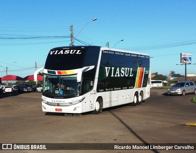 Viasul - Auto Viação Venâncio Aires 12000 na cidade de Santa Cruz do Sul, Rio Grande do Sul, Brasil, por Ricardo Manoel Limberger Carvalho. Número da foto: #7103000.