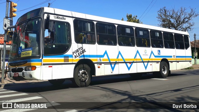 Trevo Transportes Coletivos 1153 na cidade de Porto Alegre, Rio Grande do Sul, Brasil, por Davi Borba. Número da foto: #7105323.