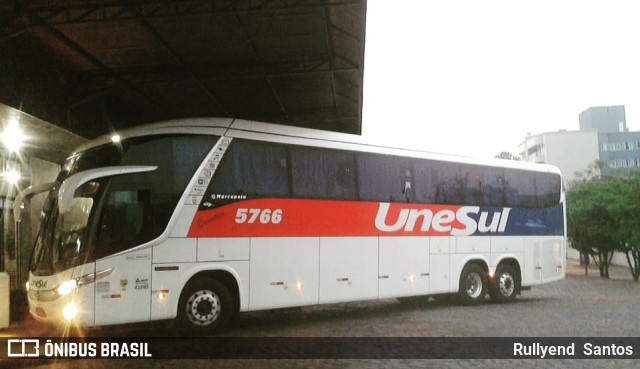 Unesul de Transportes 5766 na cidade de Realeza, Paraná, Brasil, por Rullyend  Santos. ID da foto: 7102892.