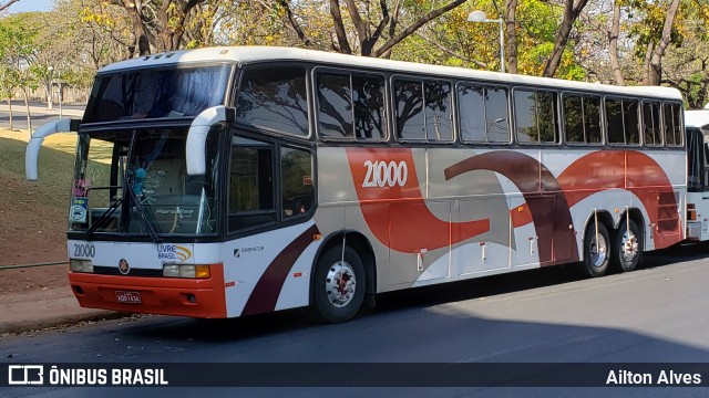 Ônibus Particulares 140 na cidade de Belo Horizonte, Minas Gerais, Brasil, por Ailton Alves. ID da foto: 7104989.