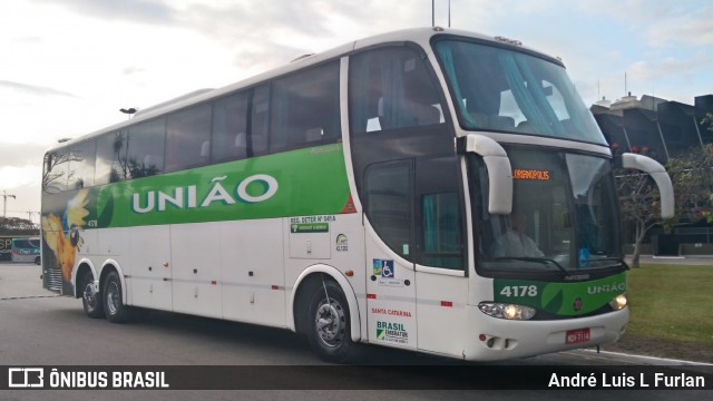 Empresa União de Transportes 4178 na cidade de Florianópolis, Santa Catarina, Brasil, por André Luis L Furlan. ID da foto: 7103511.