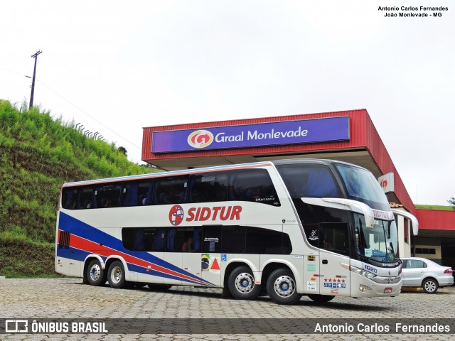 Sidtur 1020 na cidade de João Monlevade, Minas Gerais, Brasil, por Antonio Carlos Fernandes. Número da foto: #7029966.
