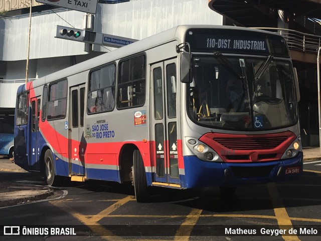 Expresso Itamarati 6163 na cidade de São José do Rio Preto, São Paulo, Brasil, por Matheus  Geyger de Melo. Número da foto: #7032194.