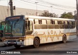 Companhia Carris Porto-Alegrense 0592 na cidade de Porto Alegre, Rio Grande do Sul, Brasil, por Max Ramos. Número da foto: #:id.