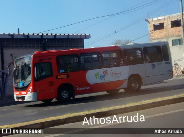 Expresso Luziense > Territorial Com. Part. e Empreendimentos 30612 na cidade de Belo Horizonte, Minas Gerais, Brasil, por Athos Arruda. ID da foto: 7038036.