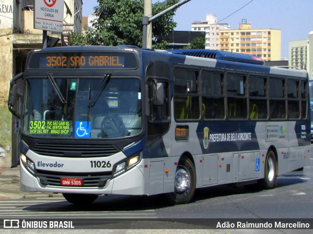 São Dimas Transportes 11026 na cidade de Belo Horizonte, Minas Gerais, Brasil, por Adão Raimundo Marcelino. ID da foto: 7037278.