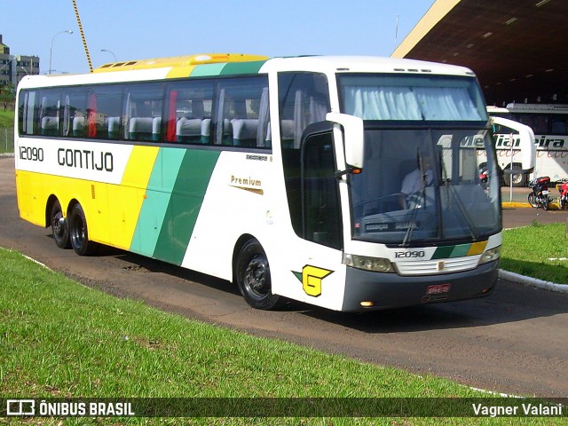 Empresa Gontijo de Transportes 12090 na cidade de Foz do Iguaçu, Paraná, Brasil, por Vagner Valani. ID da foto: 7035601.