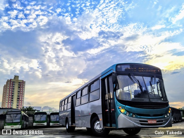 Viação Santa Brígida 1 1213 na cidade de São Paulo, São Paulo, Brasil, por Caio  Takeda. ID da foto: 7038918.