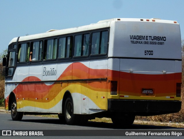 Bonitão Viagem e Turismo 5700 na cidade de Teresina, Piauí, Brasil, por Guilherme Fernandes Rêgo. ID da foto: 7040812.