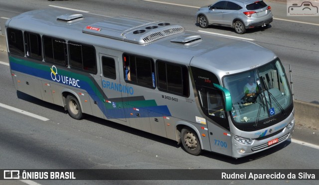 Grandino Transportes 7700 na cidade de Arujá, São Paulo, Brasil, por Rudnei Aparecido da Silva. ID da foto: 7043078.