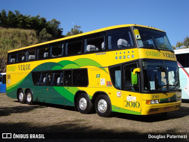 Auto Viação Ouro Verde 2010 na cidade de Campinas, São Paulo, Brasil, por Douglas Paternezi. ID da foto: 7041696.