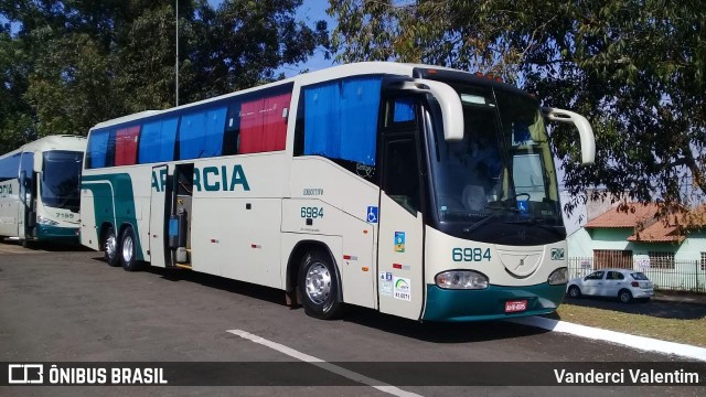 Viação Garcia 6984 na cidade de Cambé, Paraná, Brasil, por Vanderci Valentim. Número da foto: #7043415.