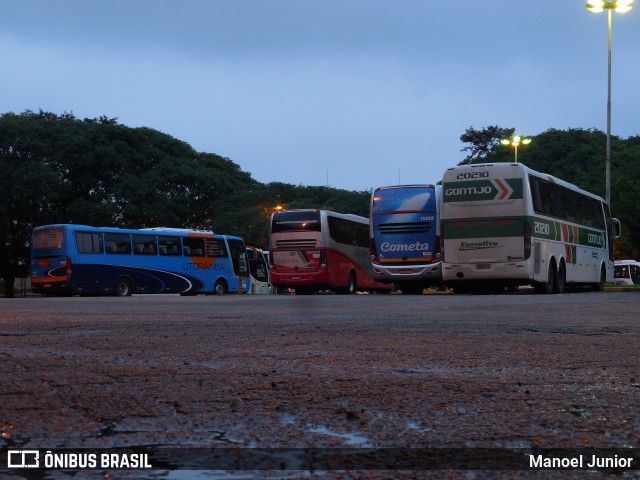 Empresa Gontijo de Transportes 20210 na cidade de São Paulo, São Paulo, Brasil, por Manoel Junior. ID da foto: 7041705.